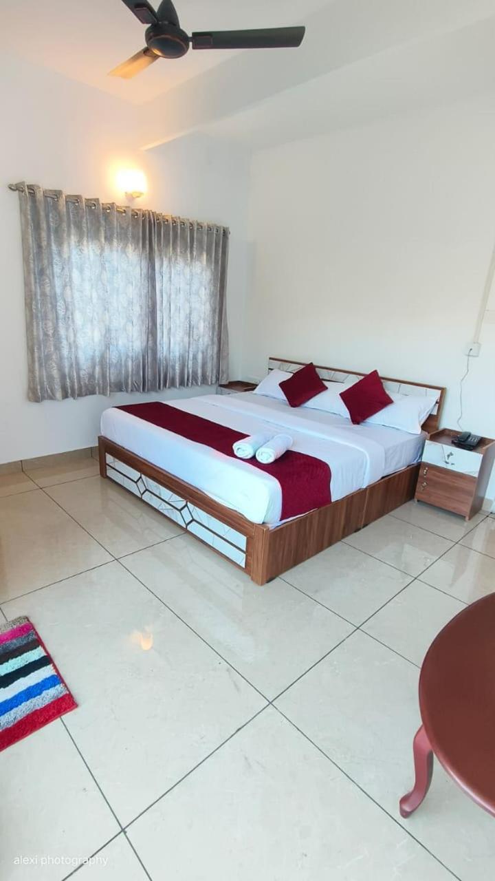 The Cloud Mountain Tourist Villa Vagamon Extérieur photo
