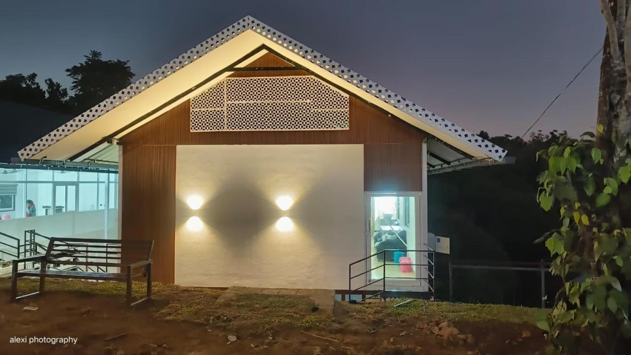 The Cloud Mountain Tourist Villa Vagamon Extérieur photo